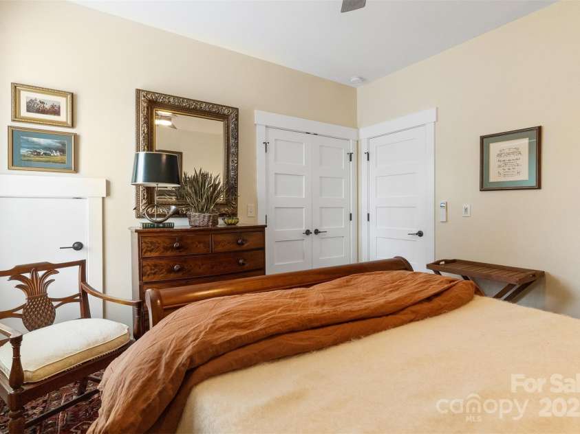 6 Houston Street, Asheville, NC 28801.  MLS# CAR4221476, YatesRealty ID 27884. Lower level bedroom