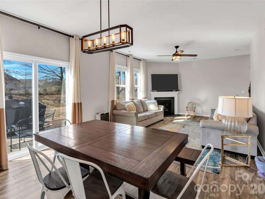 124 Sequoia Forest Drive, Mooresville, NC 28117.  MLS# CAR4355912, YatesRealty ID 27885. 