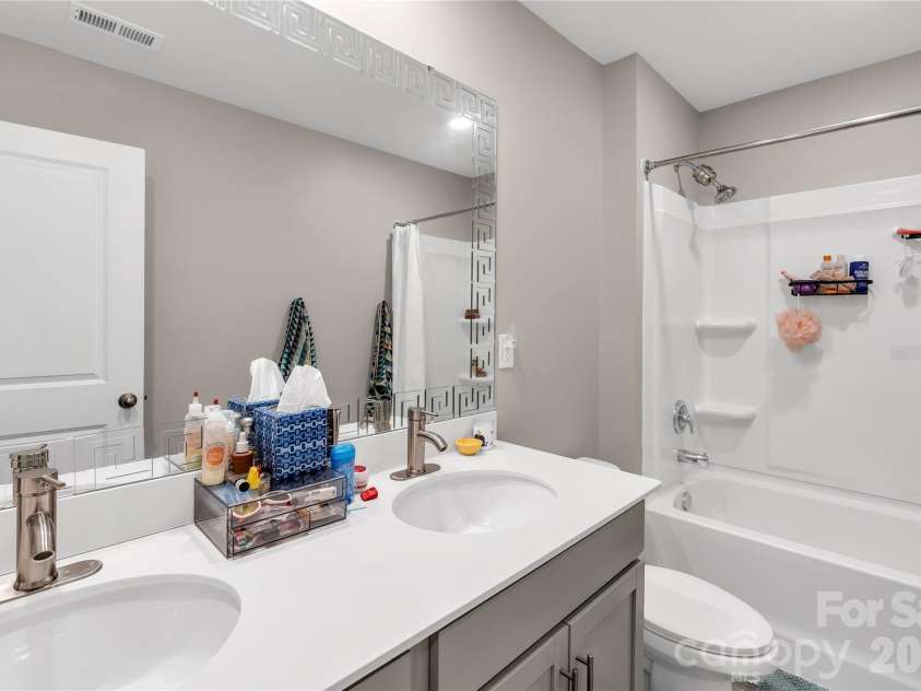 124 Sequoia Forest Drive, Mooresville, NC 28117.  MLS# CAR4355912, YatesRealty ID 27885. 