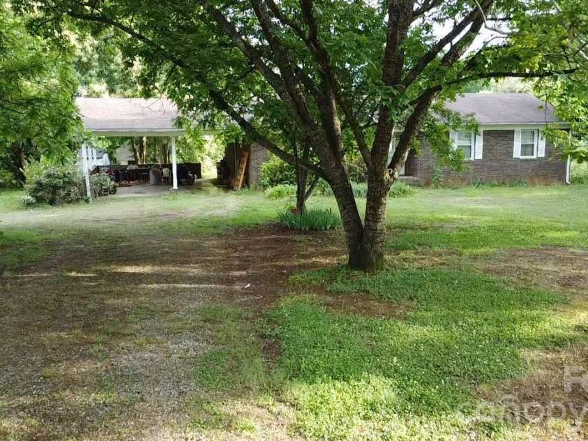 713 Eastbend Lane, Salisbury, NC 28146.  MLS# CAR4389089, YatesRealty ID 27886. 