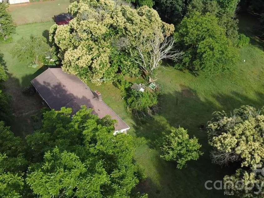 713 Eastbend Lane, Salisbury, NC 28146.  MLS# CAR4389089, YatesRealty ID 27886. 