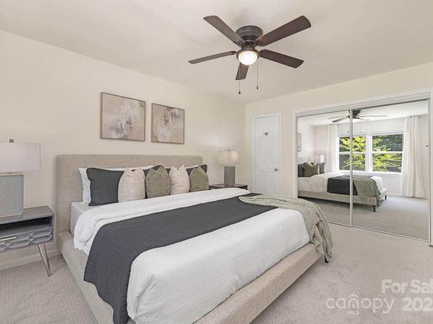 2716 Rea Road, Charlotte, NC 28226.  MLS# CAR4258279, YatesRealty ID 27889. 