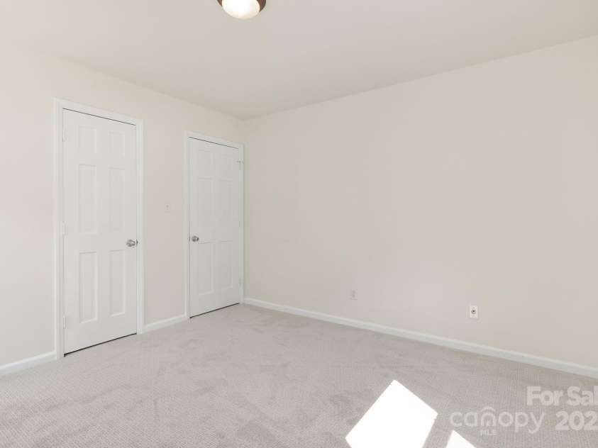 2716 Rea Road, Charlotte, NC 28226.  MLS# CAR4258279, YatesRealty ID 27889. 