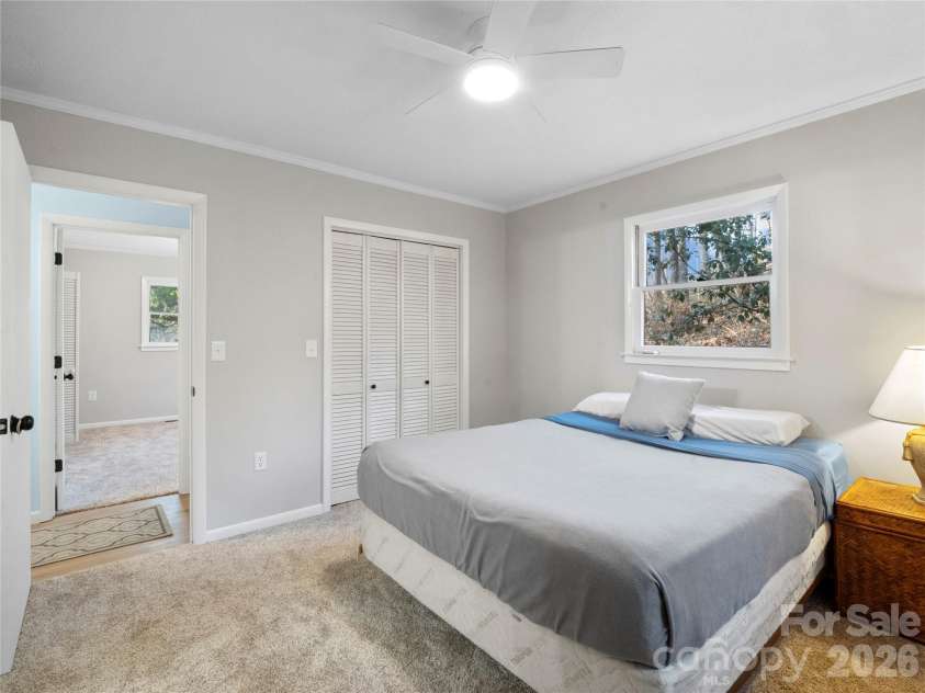 81 Fairview Heights, Waynesville, NC 28786.  MLS# CAR4334020, YatesRealty ID 2789. Primary with Walk-in Closet