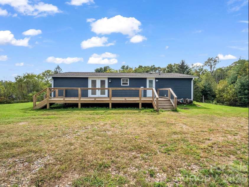128 Cook Lane, Mills River, NC 28759.  MLS# CAR4386151, YatesRealty ID 27890. 