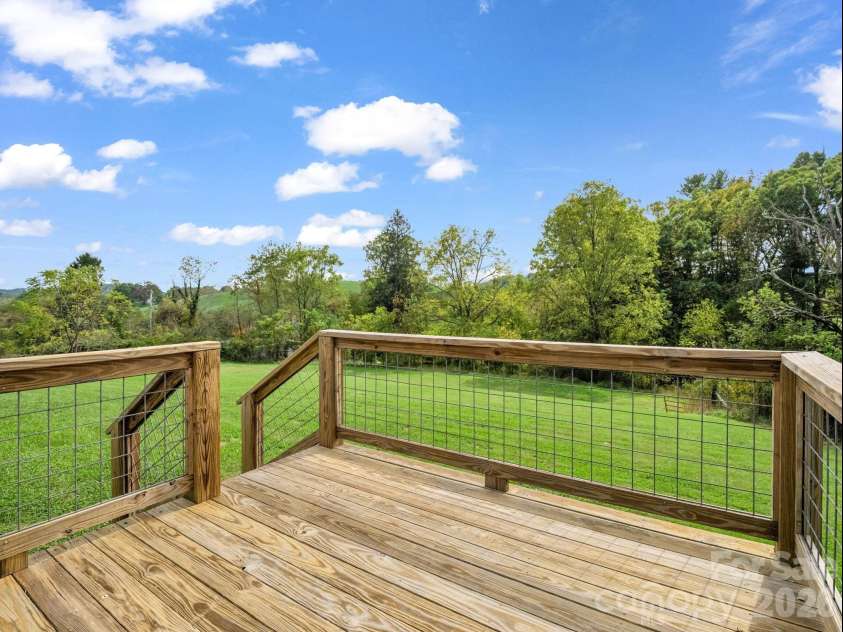 128 Cook Lane, Mills River, NC 28759.  MLS# CAR4386151, YatesRealty ID 27890. 