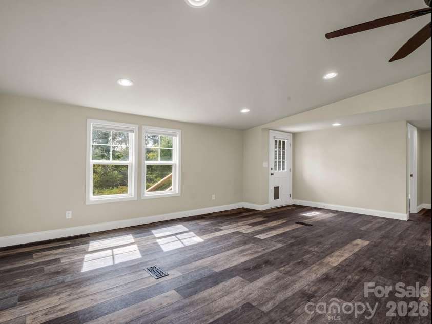 128 Cook Lane, Mills River, NC 28759.  MLS# CAR4386151, YatesRealty ID 27890. 