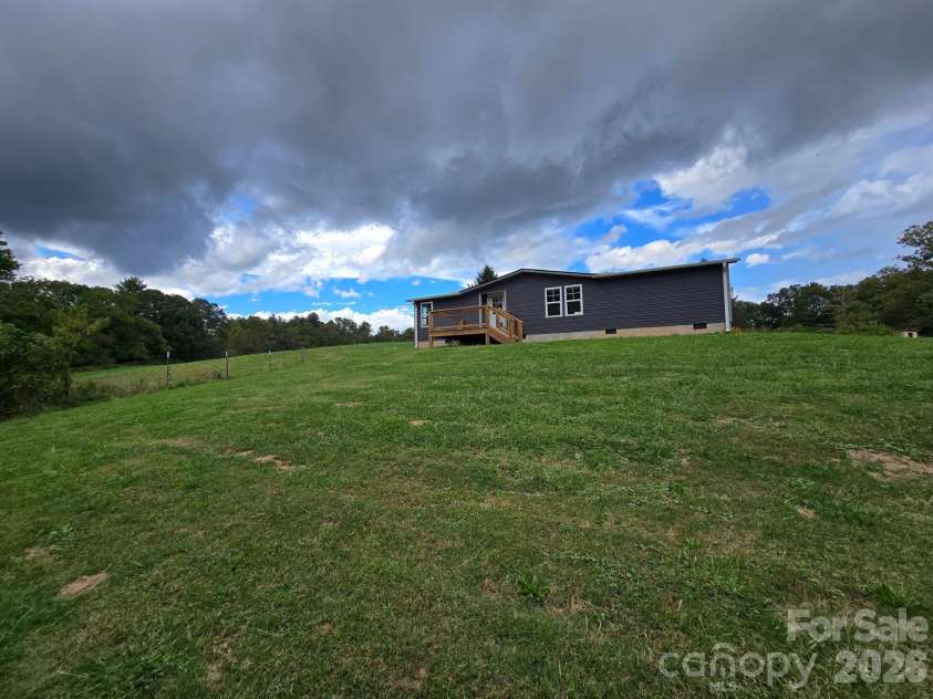 128 Cook Lane, Mills River, NC 28759.  MLS# CAR4386151, YatesRealty ID 27890. 