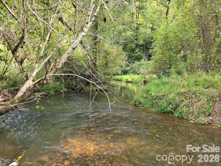 128 Cook Lane, Mills River, NC 28759.  MLS# CAR4386151, YatesRealty ID 27890. 