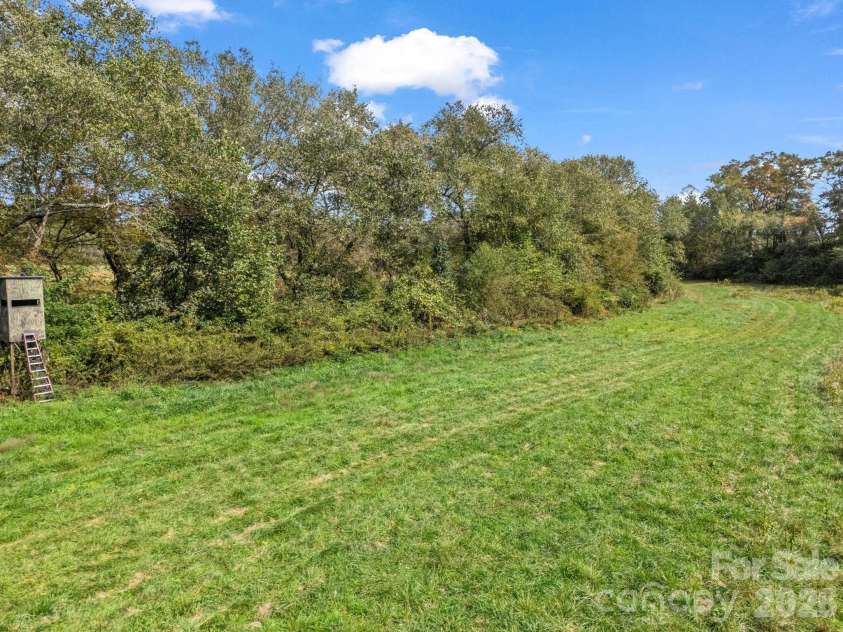 128 Cook Lane, Mills River, NC 28759.  MLS# CAR4386151, YatesRealty ID 27890. 