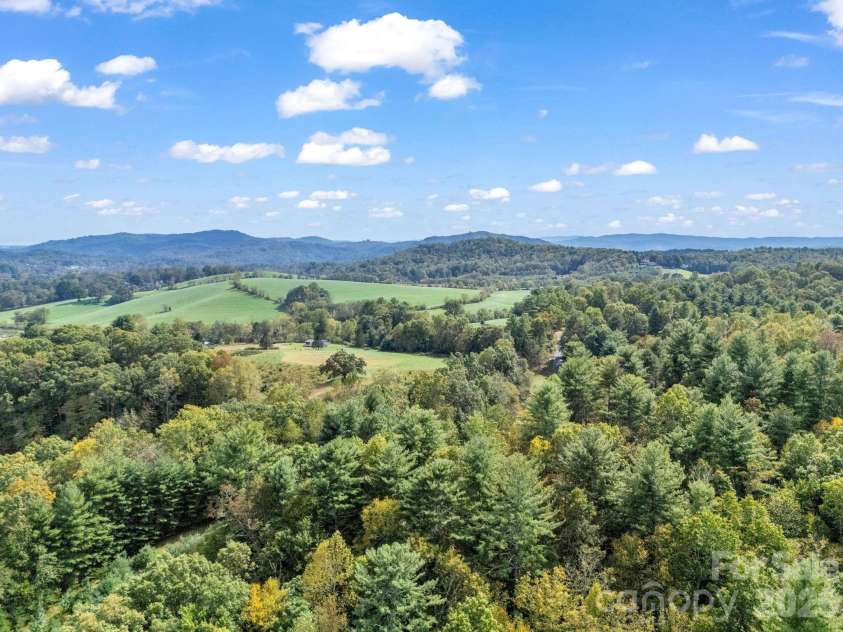128 Cook Lane, Mills River, NC 28759.  MLS# CAR4386151, YatesRealty ID 27890. 
