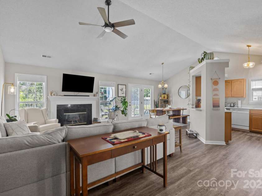 903 Woodhill Drive, Fletcher, NC 28732.  MLS# CAR4277439, YatesRealty ID 27890. 