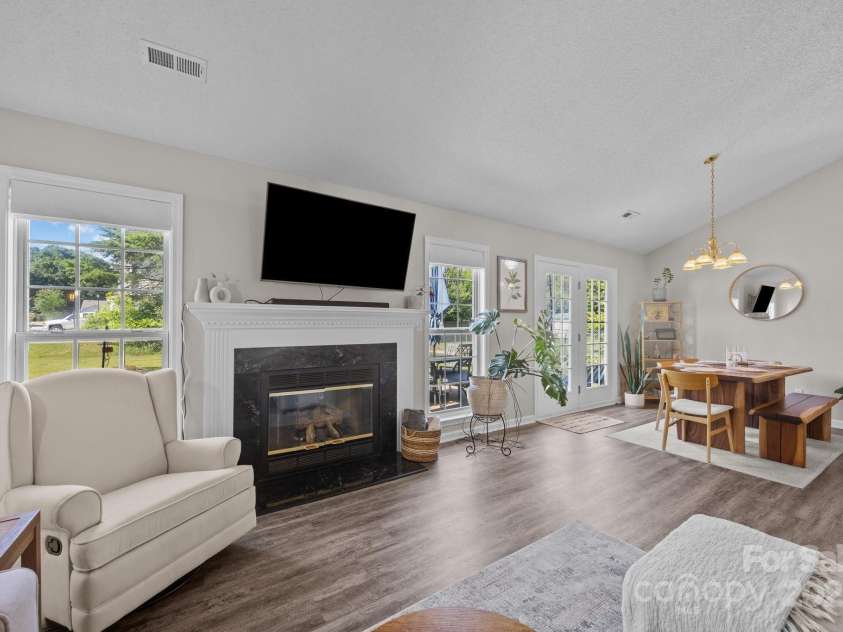 903 Woodhill Drive, Fletcher, NC 28732.  MLS# CAR4277439, YatesRealty ID 27890. 