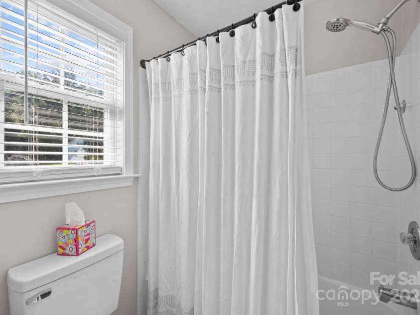 903 Woodhill Drive, Fletcher, NC 28732.  MLS# CAR4277439, YatesRealty ID 27890. 