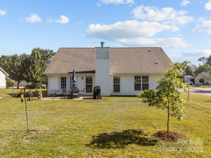 903 Woodhill Drive, Fletcher, NC 28732.  MLS# CAR4277439, YatesRealty ID 27890. 