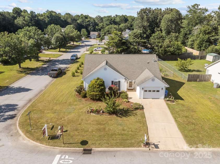 903 Woodhill Drive, Fletcher, NC 28732.  MLS# CAR4277439, YatesRealty ID 27890. 