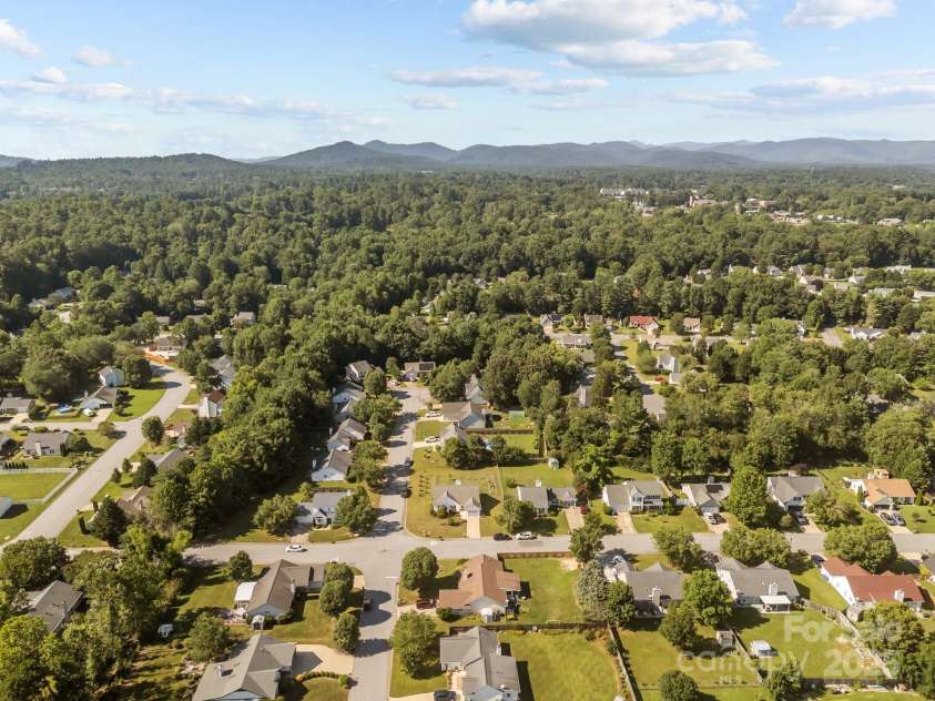 903 Woodhill Drive, Fletcher, NC 28732.  MLS# CAR4277439, YatesRealty ID 27890. 