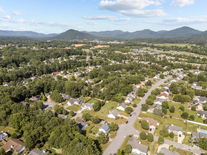 903 Woodhill Drive, Fletcher, NC 28732.  MLS# CAR4277439, YatesRealty ID 27890. 