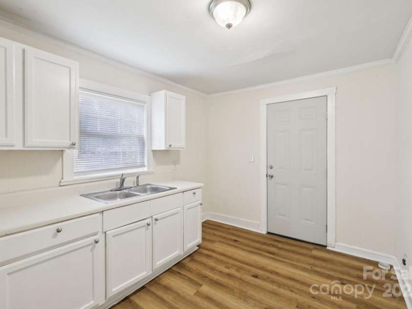 603 Paradise Street, Monroe, NC 28112.  MLS# CAR4275272, YatesRealty ID 27891. 