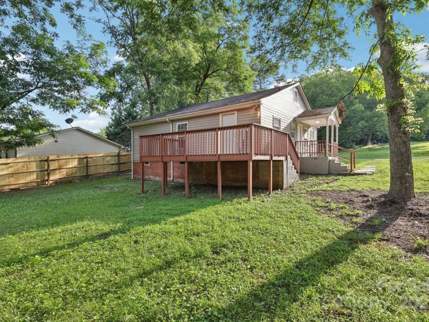 603 Paradise Street, Monroe, NC 28112.  MLS# CAR4275272, YatesRealty ID 27891. 