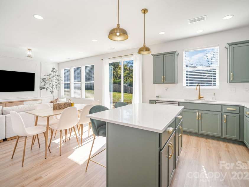 320 Lawrence Gray Road, Charlotte, NC 28262.  MLS# CAR4261052, YatesRealty ID 27892. 