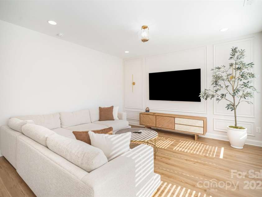 320 Lawrence Gray Road, Charlotte, NC 28262.  MLS# CAR4261052, YatesRealty ID 27892. Living room