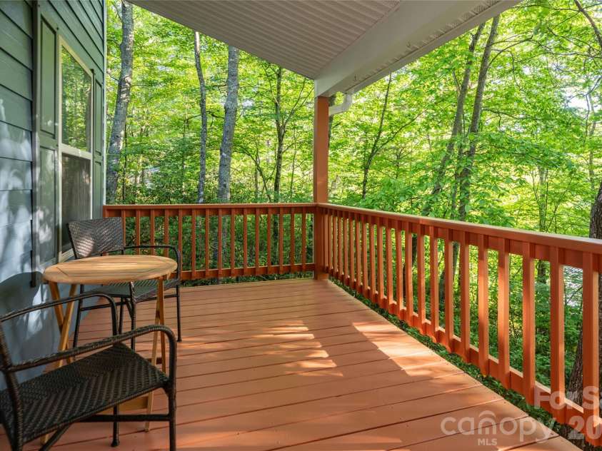 7 Timber Park Drive, Black Mountain, NC 28711.  MLS# CAR4381343, YatesRealty ID 27893. 