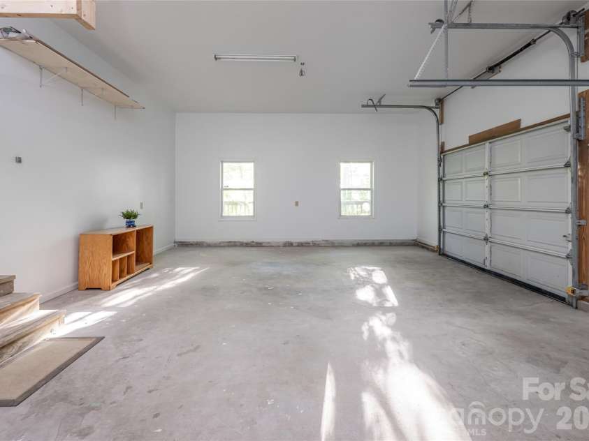 7 Timber Park Drive, Black Mountain, NC 28711.  MLS# CAR4381343, YatesRealty ID 27893. 