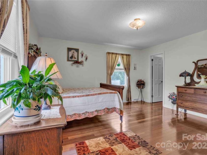 137 Proust Road, Statesville, NC 28625.  MLS# CAR4273855, YatesRealty ID 27896. 