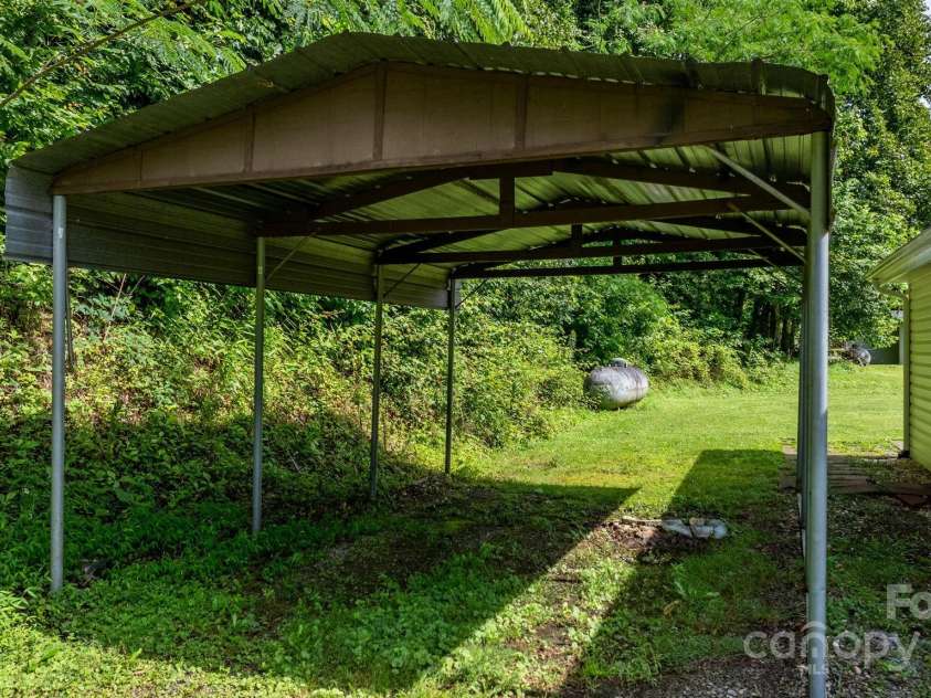 2531 Indian Grave Road, Lenoir, NC 28645.  MLS# CAR4285185, YatesRealty ID 27897. 