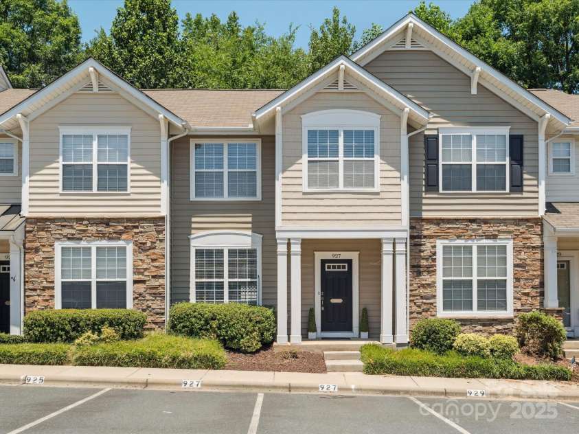 927 Copperstone Lane, Fort Mill, SC 29708.  MLS# CAR4282089, YatesRealty ID 27898. 