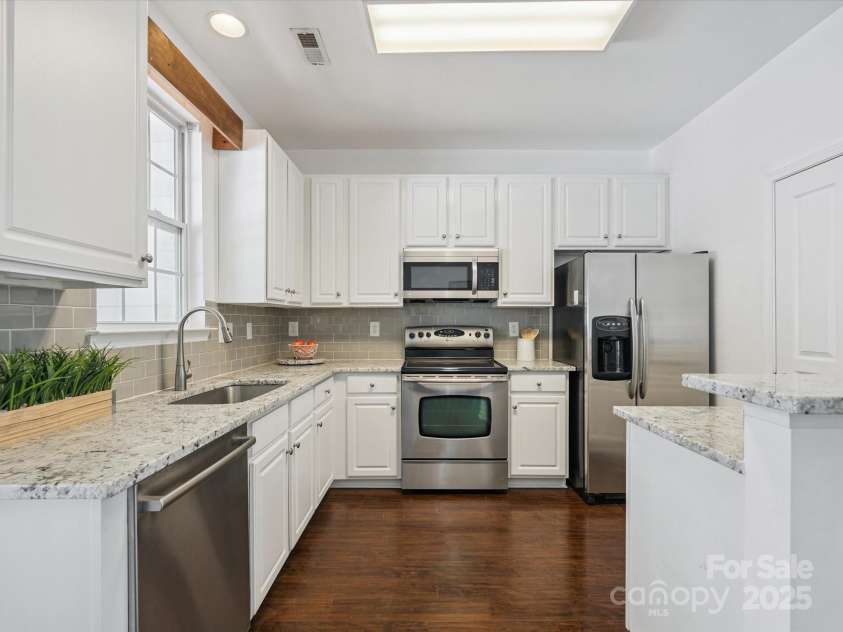 927 Copperstone Lane, Fort Mill, SC 29708.  MLS# CAR4282089, YatesRealty ID 27898. 