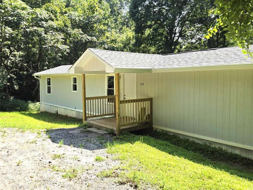 105 Damron Lane, Harmony, NC 28634.  MLS# CAR4274164, YatesRealty ID 27899. 