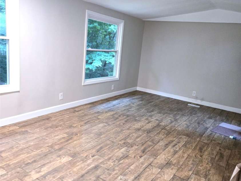 105 Damron Lane, Harmony, NC 28634.  MLS# CAR4274164, YatesRealty ID 27899. 