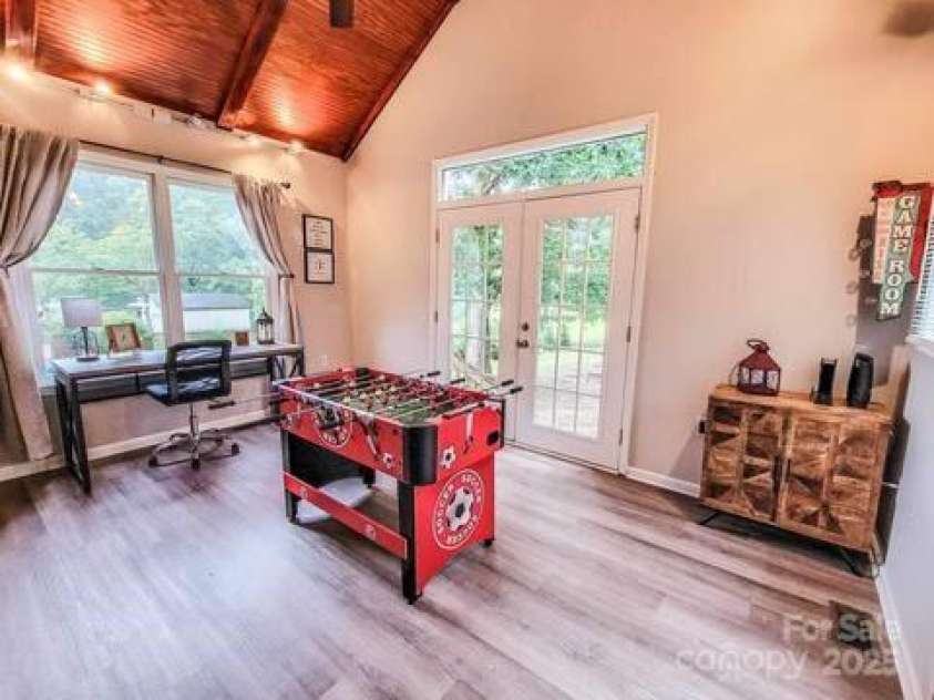 6231 Kentwood Drive, Kannapolis, NC 28081.  MLS# CAR4252853, YatesRealty ID 279. 