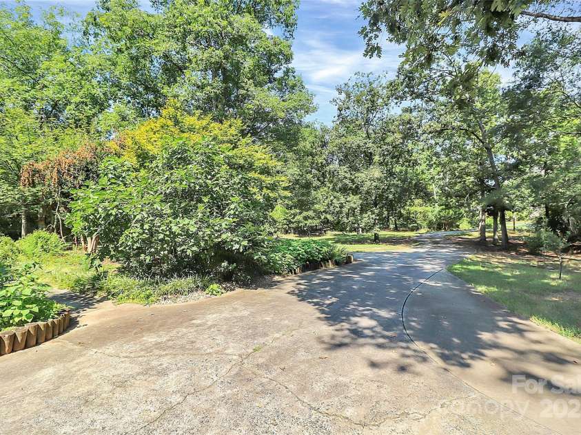 1940 Rock Hill Church Road, Matthews, NC 28104.  MLS# CAR4275289, YatesRealty ID 2790. 