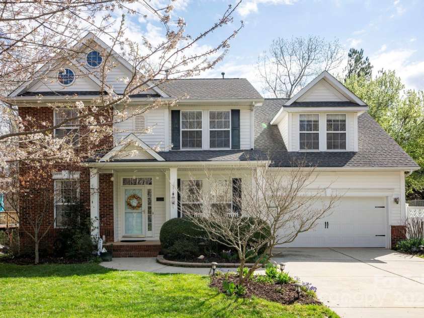 3329 Brownes Creek Road, Charlotte, NC 28269.  MLS# CAR4232626, YatesRealty ID 2790. Front of property
