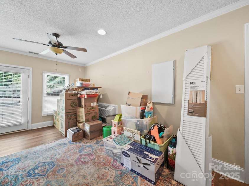 4135 Medford Drive, Concord, NC 28027.  MLS# CAR4282325, YatesRealty ID 27900. Bonus Room