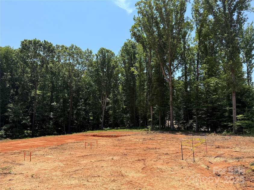 219 Barra Drive, Waxhaw, NC 28173.  MLS# CAR4279116, YatesRealty ID 27902. 