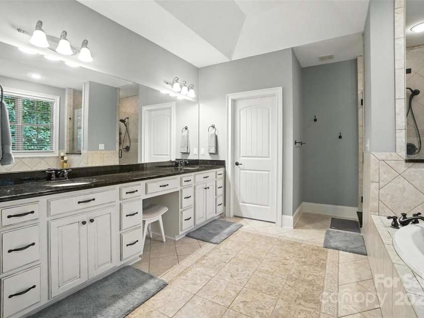 4642 Gold Finch Drive, Denver, NC 28037.  MLS# CAR4276787, YatesRealty ID 27903. 