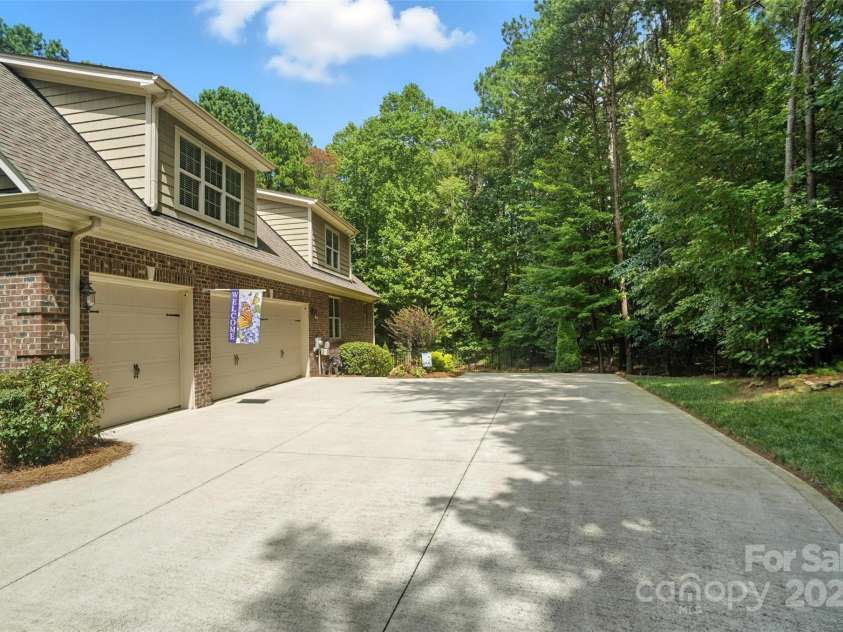 4642 Gold Finch Drive, Denver, NC 28037.  MLS# CAR4276787, YatesRealty ID 27903. 