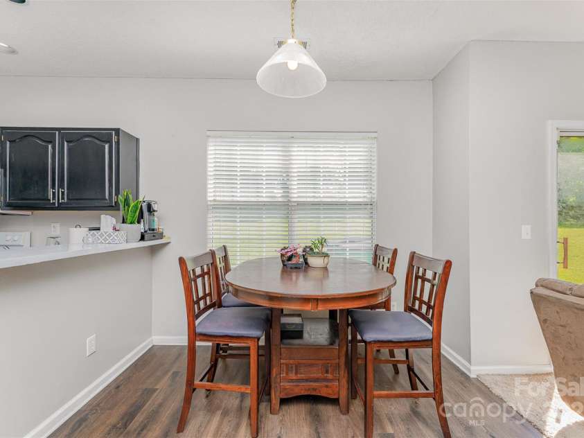 11850 Old Timber Road, Charlotte, NC 28269.  MLS# CAR4277036, YatesRealty ID 27904. 