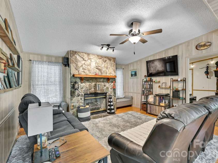 560 Morgan Branch Road, Marshall, NC 28753.  MLS# CAR4389335, YatesRealty ID 27905. 