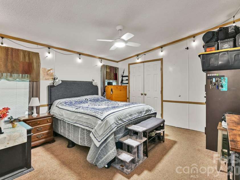 560 Morgan Branch Road, Marshall, NC 28753.  MLS# CAR4389335, YatesRealty ID 27905. 