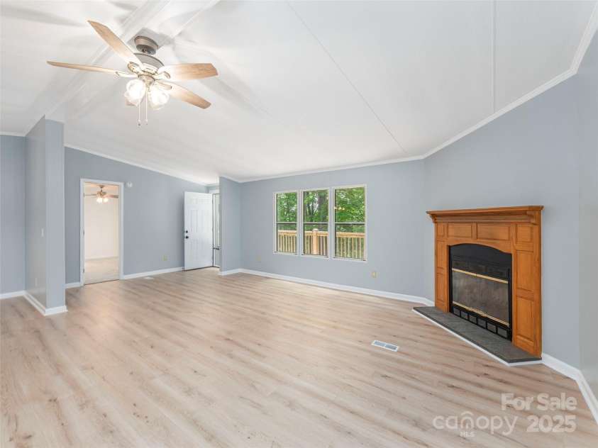 590 Hutch Mountain Road, Fletcher, NC 28732.  MLS# CAR4277834, YatesRealty ID 27905. 