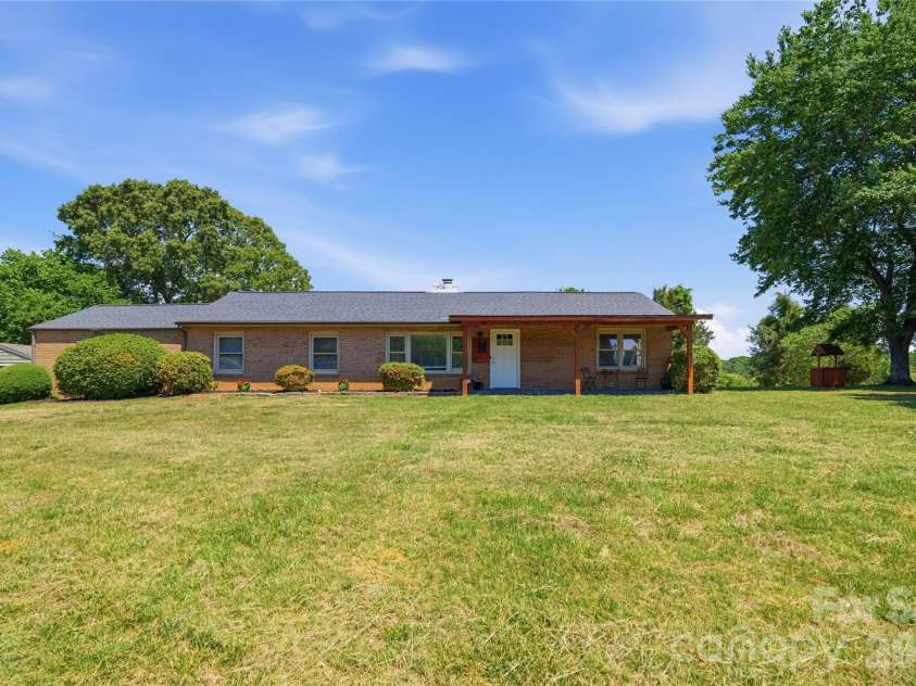 1333 Eufola Road, Statesville, NC 28677.  MLS# CAR4377751, YatesRealty ID 27906. 