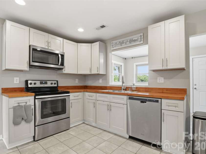 1333 Eufola Road, Statesville, NC 28677.  MLS# CAR4377751, YatesRealty ID 27906. 