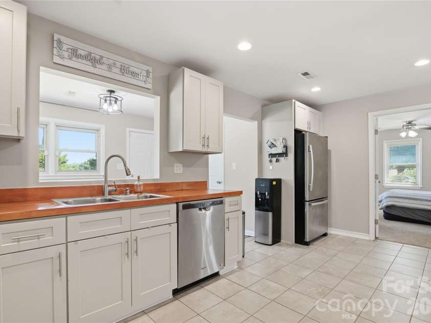 1333 Eufola Road, Statesville, NC 28677.  MLS# CAR4377751, YatesRealty ID 27906. 