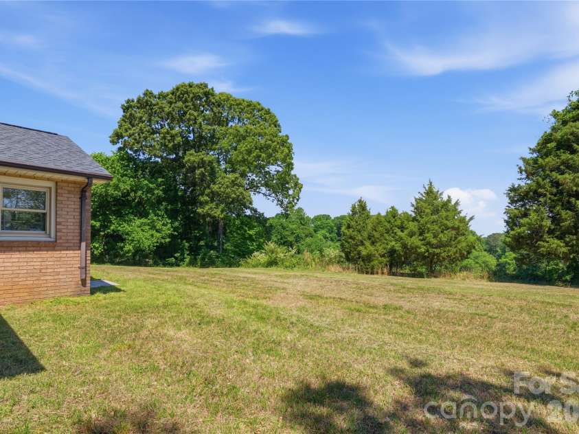1333 Eufola Road, Statesville, NC 28677.  MLS# CAR4377751, YatesRealty ID 27906. 