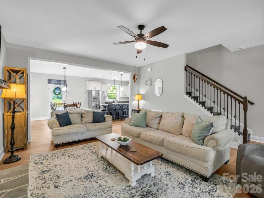905 Rolling Road, Lincolnton, NC 28092.  MLS# CAR4386147, YatesRealty ID 27907. 